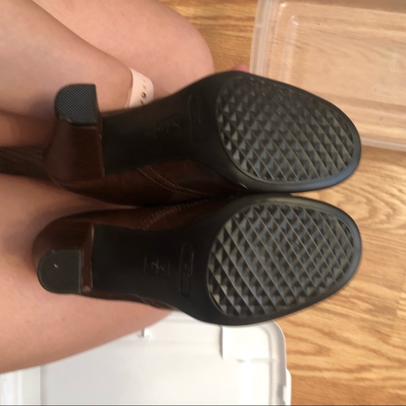 A2 by Aerosoles Brown Booties - Picture 4 of 6